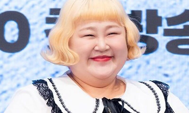リム・ヨンウン、龍袍姿で登場…ホン・ユンファ・ヒョン・ボンシクも駆け付け→“特級の義理”実証「お疲れ様でしたよ」