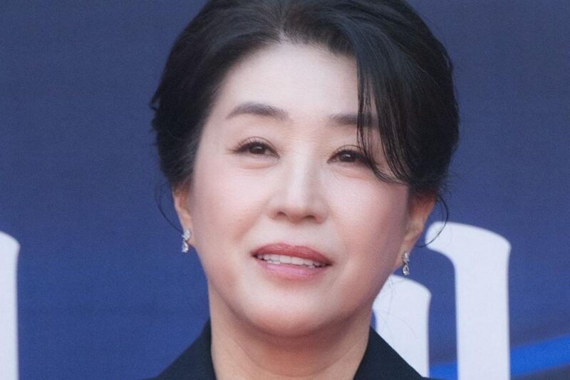 「国民の母」キム・ミギョン、急報にファン涙…突然の知らせに悲しみの声