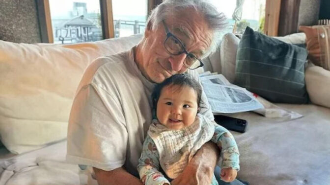 83歳ロバート・デニーロ、3歳の愛娘との微笑ましい日常を公開！「ただ一人の父親としての表情」が話題に