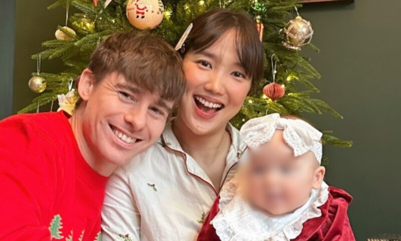 「イギリス男子」ジョシュの妻クッカビ、第1子出産後の突然の活動休止…その真の理由とは？「複数の要因が重なった」