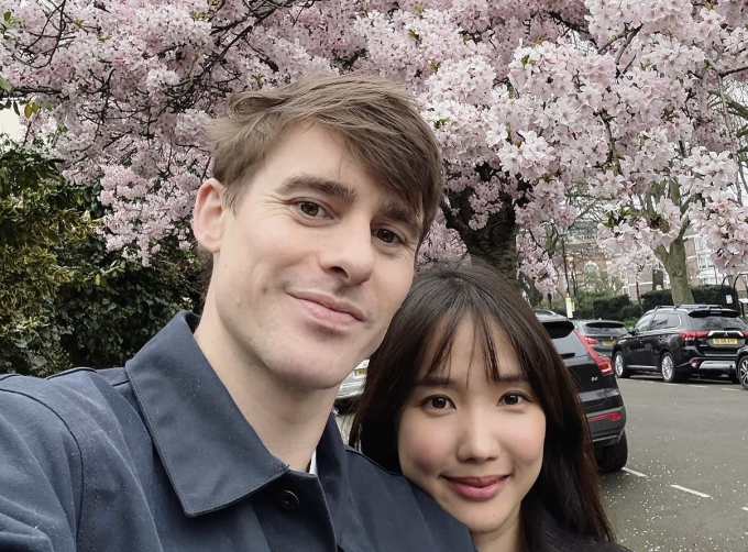 「英国男子」の妻・国家備、意味深な近況を報告「心の準備ができたら話すかも」