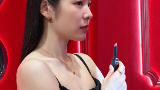 キム・ヨナ、黒のドレス姿でイベント登場も…一部でささやかれた「妊娠説」の真相とファンの反応