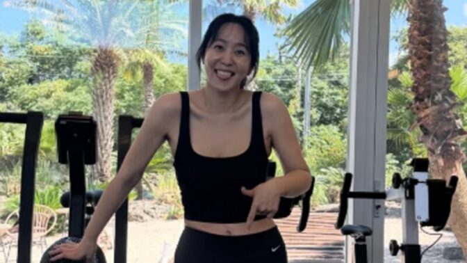 元アナウンサーのパク・ジユン、済州島で見せる美ボディの秘訣と心境の変化