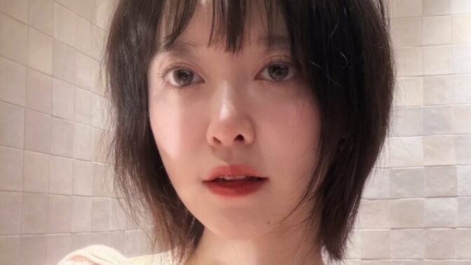 ク・ヘソン、眉毛カミソリでのセルフカットが話題に　実業家としても異例の完売続き