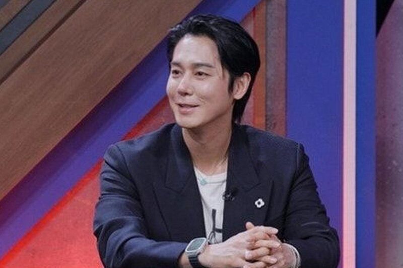 キム・サンヒョク、離婚から6年で「ピンク色の熱愛」…「来年2月に」