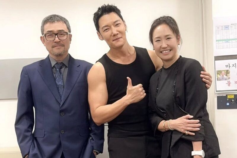チェ・ジニョク、大先輩チェ・ミンス＆カン・ジュウン夫妻の来訪に感激「一生かけて恩返しします」深まる特別な絆