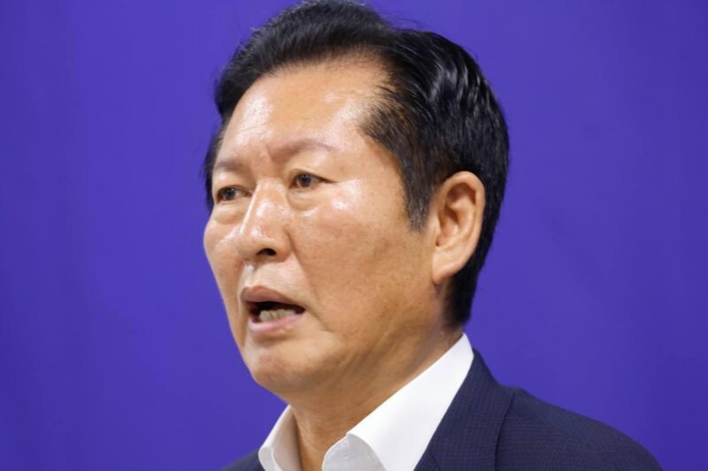 鄭清来（チョン・チョンレ）議員、沈黙を破り…「爆弾」発言で波紋