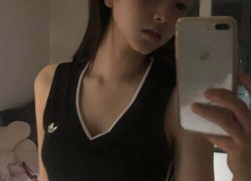 「NewJeansヘリン似」と話題の俳優チョン・ウンイン次女ソユン、学業専念のSNS休止から1か月ぶりに近況公開
