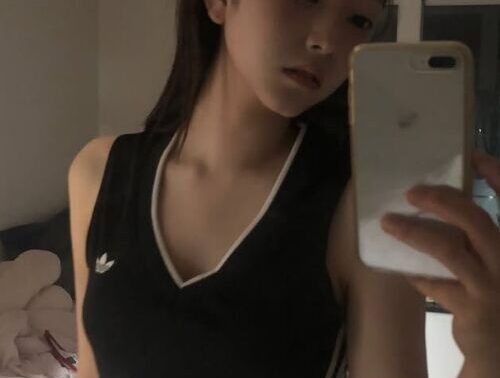「NewJeansヘリン似」と話題の俳優チョン・ウンイン次女ソユン、学業専念のSNS休止から1か月ぶりに近況公開
