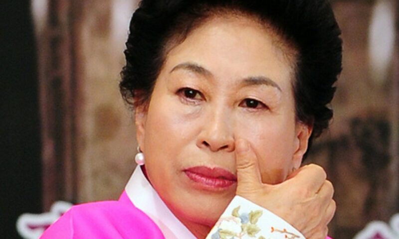 「전원주20年付きマネージャー」キム氏、ギャラ増額で降板？→事実無根「1回70万ウォンもらっている」