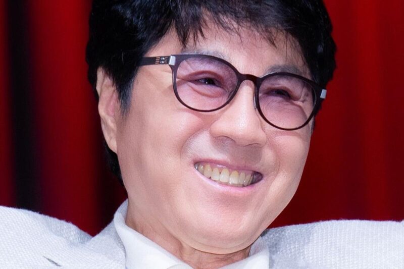 「歌王」チョー・ヨンピル、KSPOドーム公演決定に歌謡界が激震