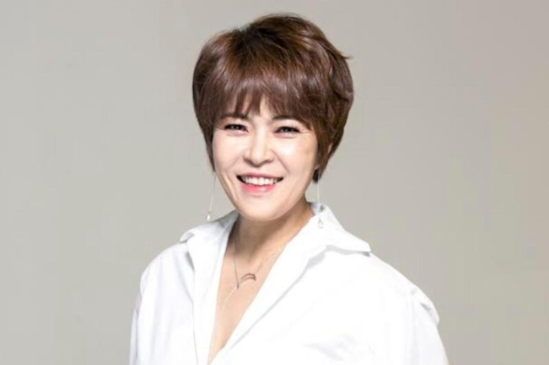 「再婚」チョ・ヘリョン、別の男性とデート…動画が拡散し話題に