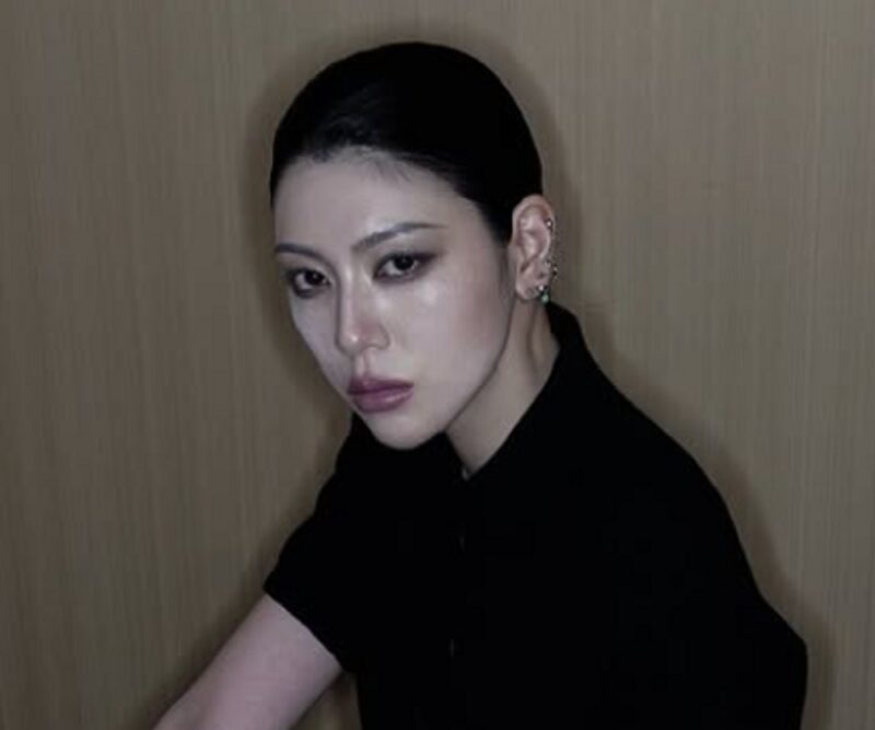 「ソン・シギョン熱愛説」三吉彩花、韓国スケジュール欠席の「本当の理由」…「顔面麻痺診断→回復中」