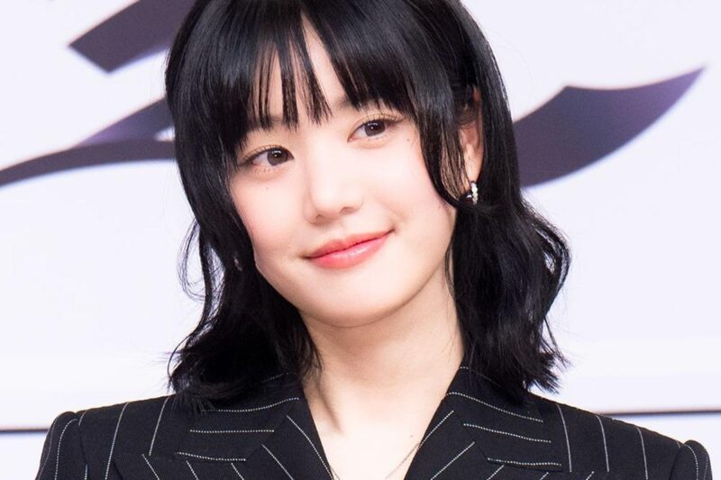 イ・ユビ、ドレス姿を披露…お相手を「公開」