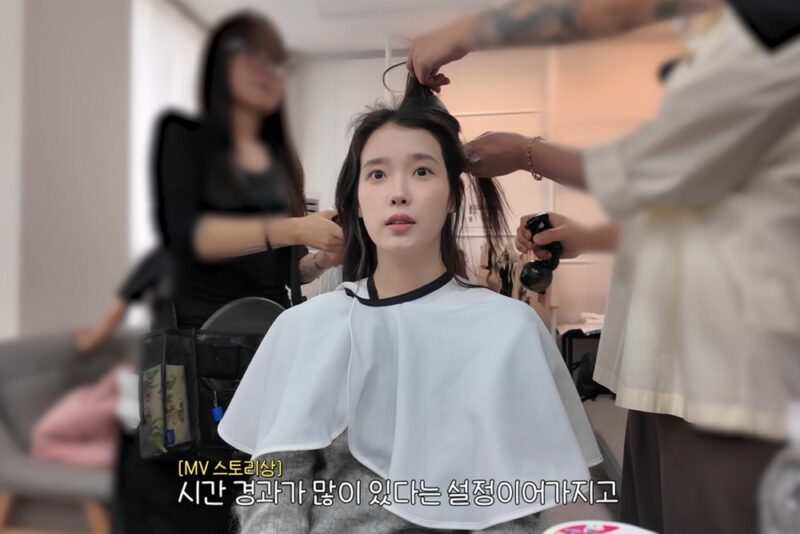IU、10年ぶり大胆イメチェン→「ショートボブ」でバッサリ…「可愛い？」