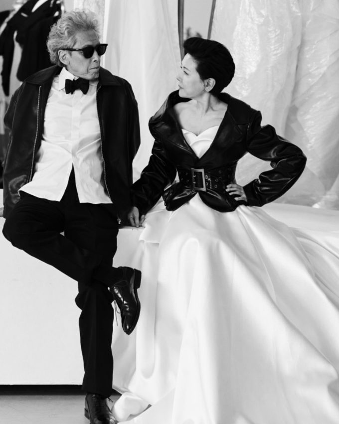 「事実婚25年」パク・ジョンス＆チョン・ウヨン監督、ウェディングフォトを公開