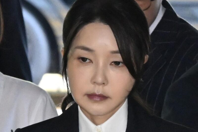金建希氏、無罪判決に支持者から歓喜の声