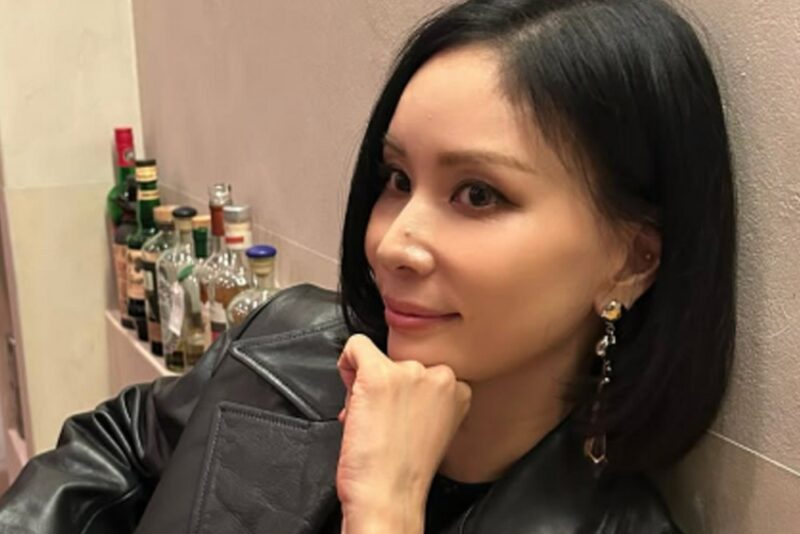 チャン・ドンゴン妻コ・ソヨン、韓国民俗村でまさかの事態！観光客に気づかれず「認知の屈辱」をユーモアで乗り切る