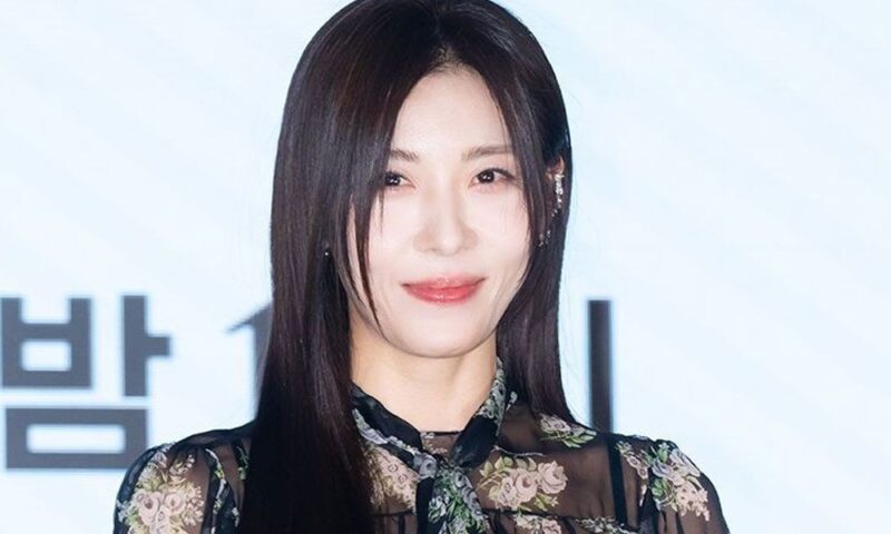 ハ・ジウォン、48歳とは思えない美貌と歌声に日本ファンが熱狂。東京ファンミーティングで見せたアイドル級の輝き