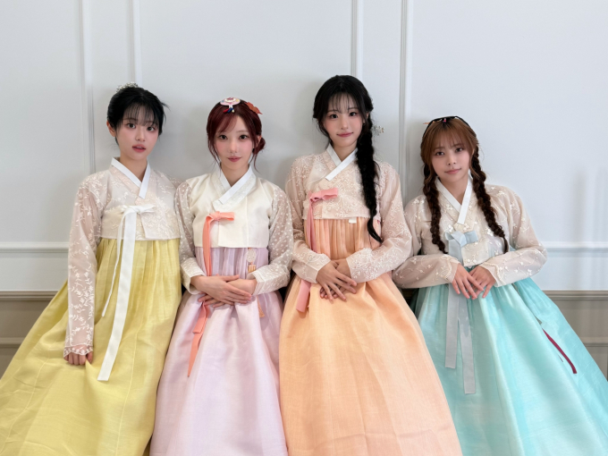 QWER、優雅な韓服姿で秋夕のメッセージ!アジアツアー詳細も発表