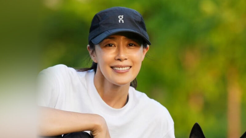 女優ムン・ジョンヒ、周囲の反対を押し切り迎えた愛犬との絆と最期までの記録