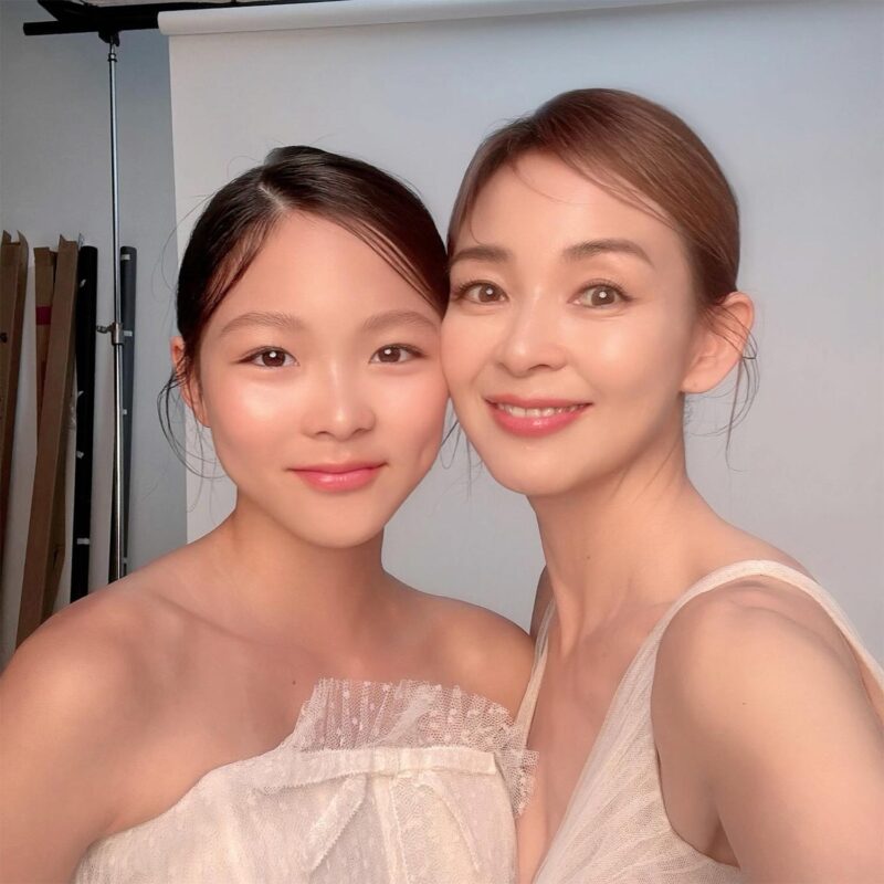 全国的に愛されたトップモデルが無名のアスリートと結婚した理由