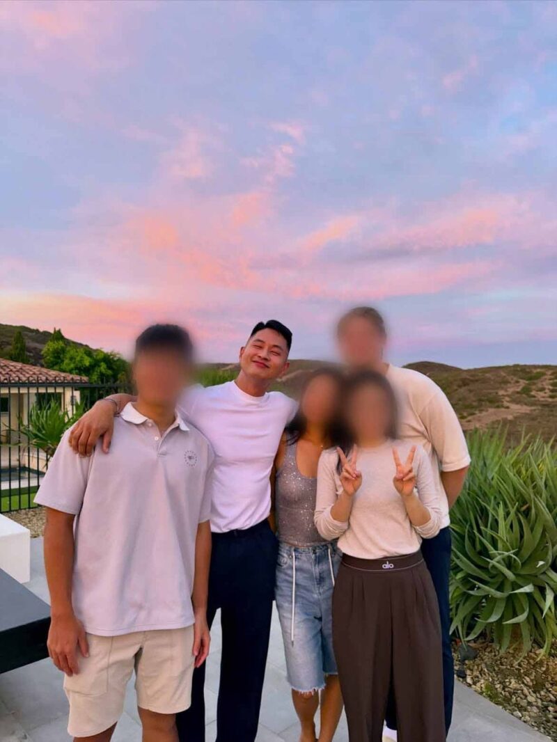 「兵役回避」ユ・スンジョン、甥は海兵隊へ…「あなたが誇らしい。無事に帰ってきて」
※ 번역 시 주의사항:
- "병역 기피"는 일본어로 "兵役回避"로 자연스럽게 표현
- "조카"는 "甥(いとこ)"로 표기
- 인용문은 일본 뉴스 스타일에 맞게 「」로 감쌈
- 문장 구조를 일본어 순서에 맞게 조정하여 간결하고 매력적으로 구성