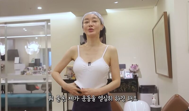 「服を脱げ」と指摘され→김혜은、ミモレを貫いた理由を明かす「家では体を出す」