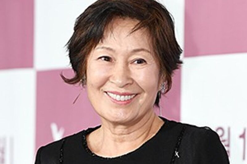 「キム・ヘジャさん、死なないで」…会場が涙の海に