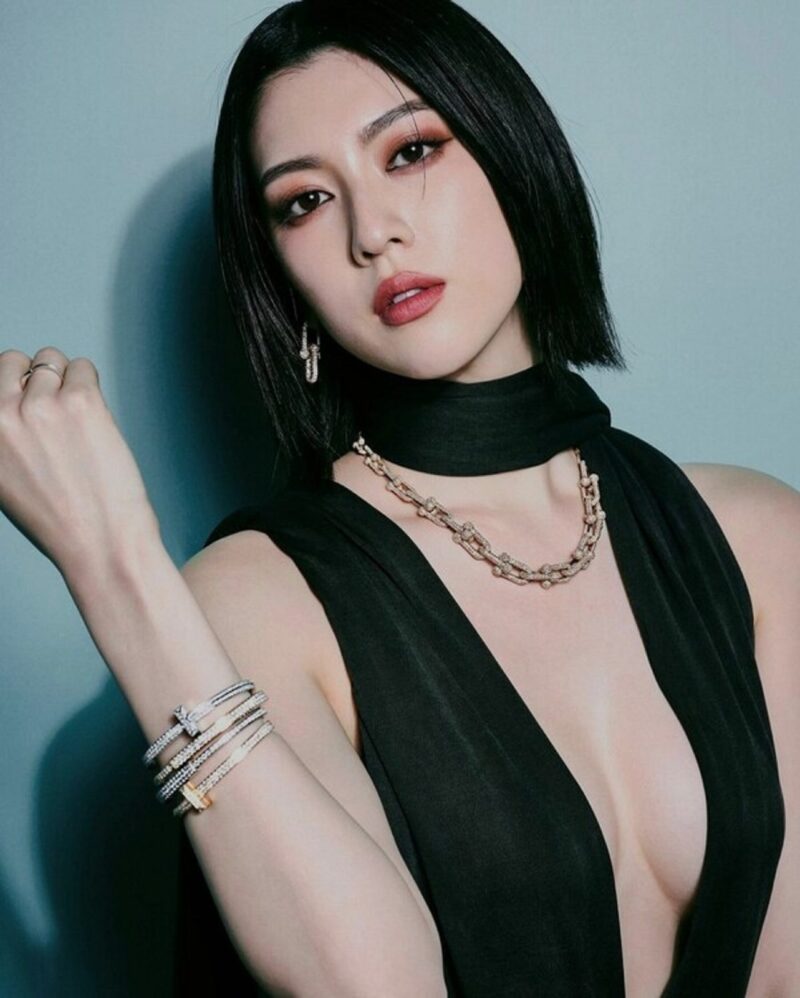 映画『タッジャ』で存在感放つ三吉彩花、「第2のキム・ヘス」と韓国で絶賛！「20歳まで父と入浴」の過去発言も再注目