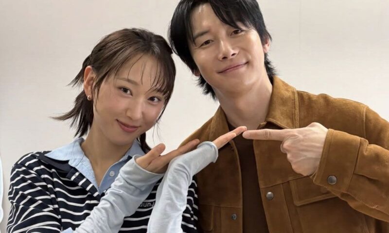 ハンソヒ、『インターン』のグループ写真で「消えた」こと明かし「さびしい」と語る…リュ・ヘヨン「また私を捕まえて」