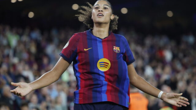 女子エル・クラシコで歴史的快挙、バルセロナがレアルを7-0で圧倒し首位独走
