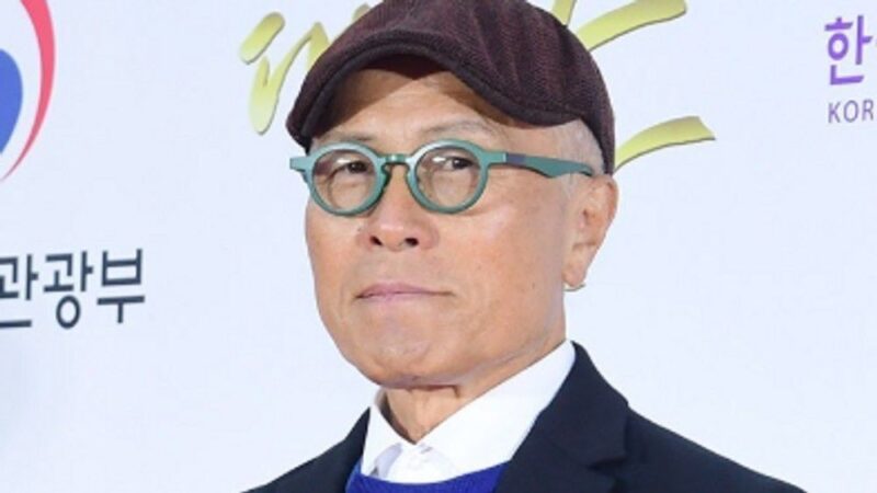 「パパが長い旅へ…」転倒事故で回復中のヘ・ヨンマン、偽訃報にファン驚き