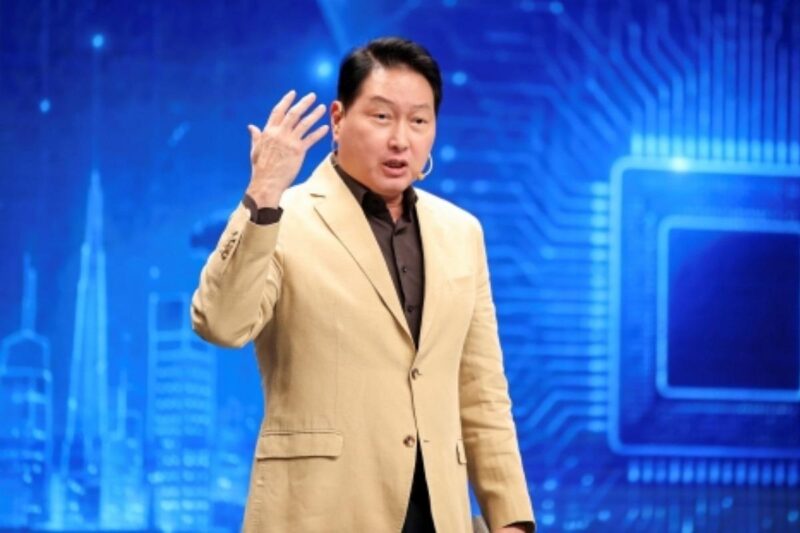 SKチェ・テウォン会長が自ら動いた…業界が注視