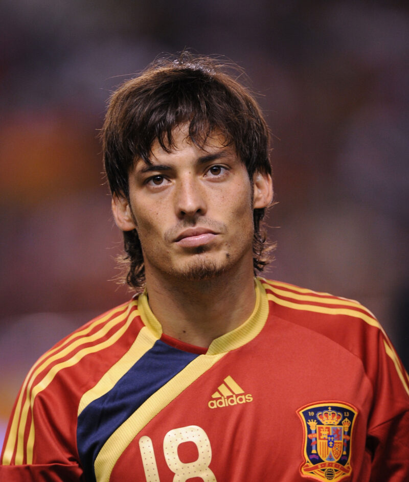 スペインサッカーのレジェンド、ダビド・シルバが電撃復帰！引退撤回し香港の沙田SAへ「再びサッカーを楽しめるのが嬉しい」
