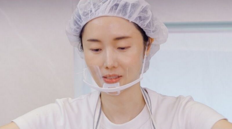 医師と交際中の李정현、正体隠して変装し100人分料理…「食材50kg、ストレス解消」（『편스토랑』）