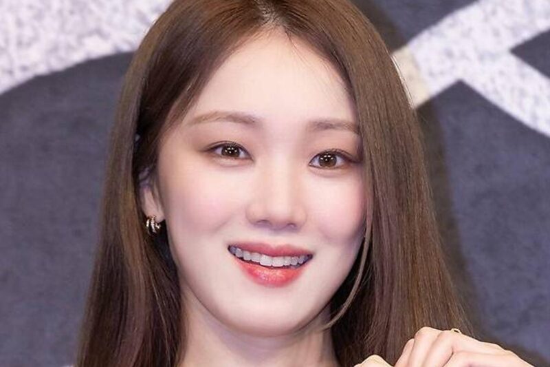俳優イ・ソンギョン、最後のお別れにファン涙…感動のメッセージに反響