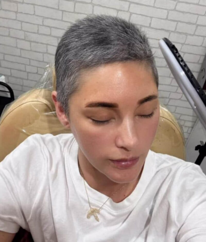 ‘암 투병’ 유명 女스타, 선 넘은 종교 권유→상술에 분통…”수상한 물 보내와”
