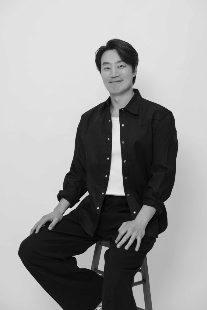 イ・ヒジュン「2026コリアドラマアワード」最優秀演技賞を受賞　『案山子』で魅せた圧倒的な存在感