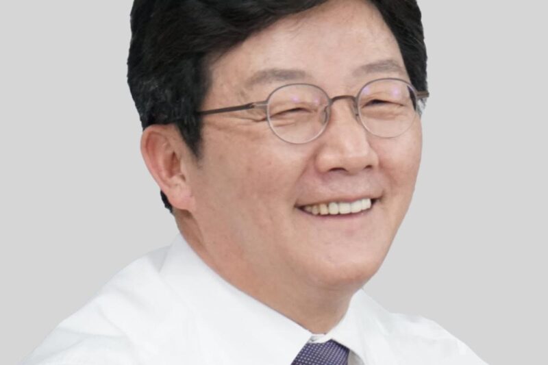 「李氏の裁判中断を」…予想外の事態に波紋