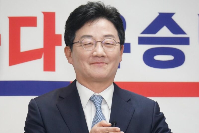 「李氏の裁判中断を」…予想外の事態に波紋