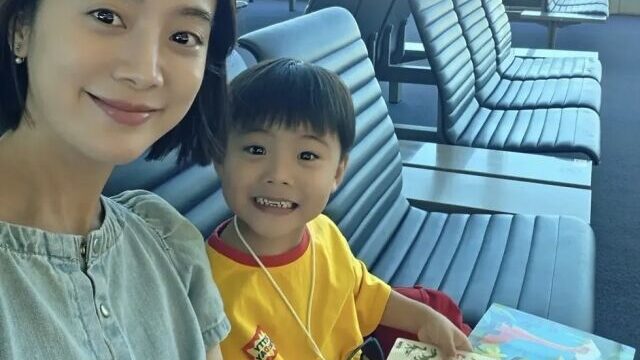 元Wonder Girlsウ・ヘリム、長男シウくんと香港へ里帰り　成長した親子の姿に反響
