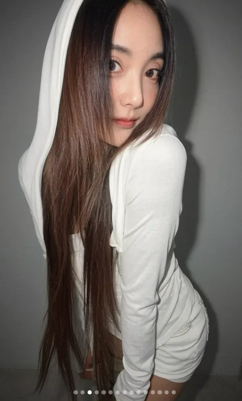 「46歳」BADA、現役ガールズグループを圧倒！「フーディーを羽織っただけなのに…」
