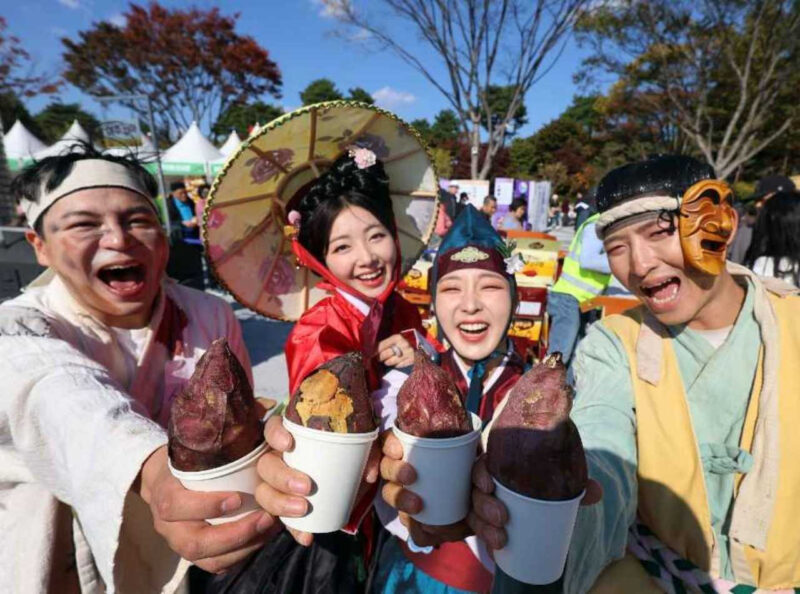 「落花遊びを見るなら土曜日に」驪州五穀ナル祭り、まずは日程をチェック！