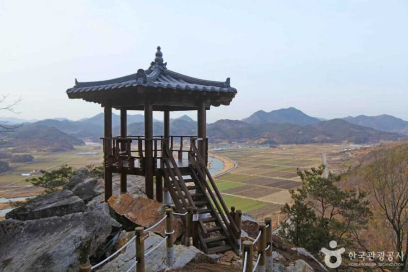 淳昌の3大名山、月下美人もうっとり？スリル満点の「吊り橋」とは