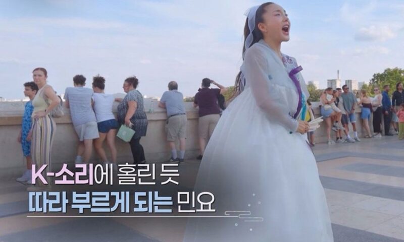 S.E.Sバダ、11歳年下男性と結婚も…パリ・エッフェル塔前で3人の男性と目撃