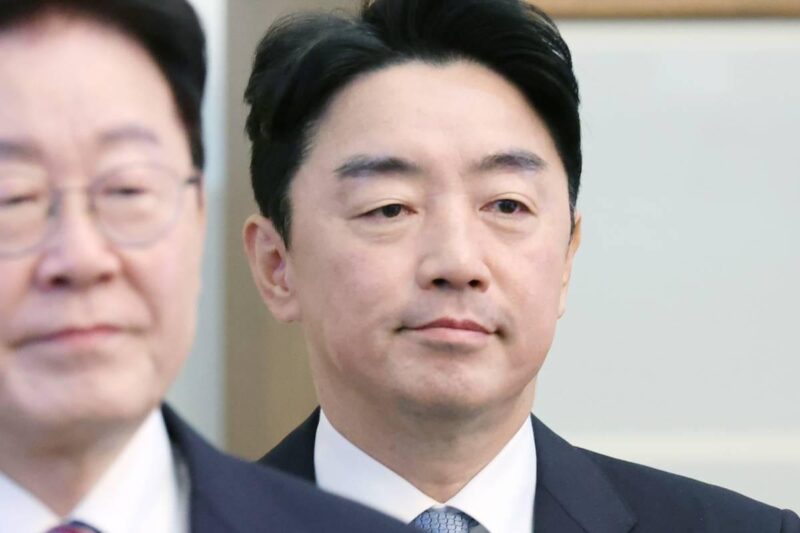 「苦しかった」…姜勲植氏、辞任後に衝撃の暴露