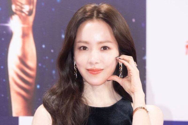 「口を閉じろ」…チェ・ジョンフンと熱愛のハン・ジミンを脅迫した30代女、結局罰金600万ウォン