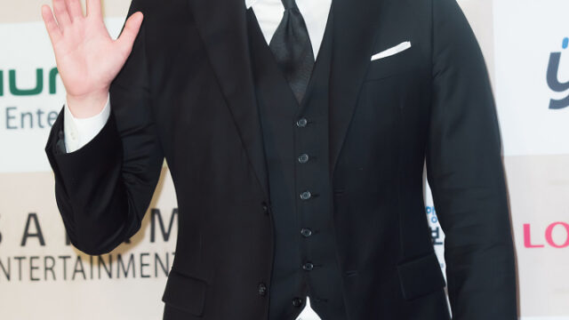 俳優イ・ジャンウ、YouTubeチャンネル「太ったおじさん」の一時休止を発表