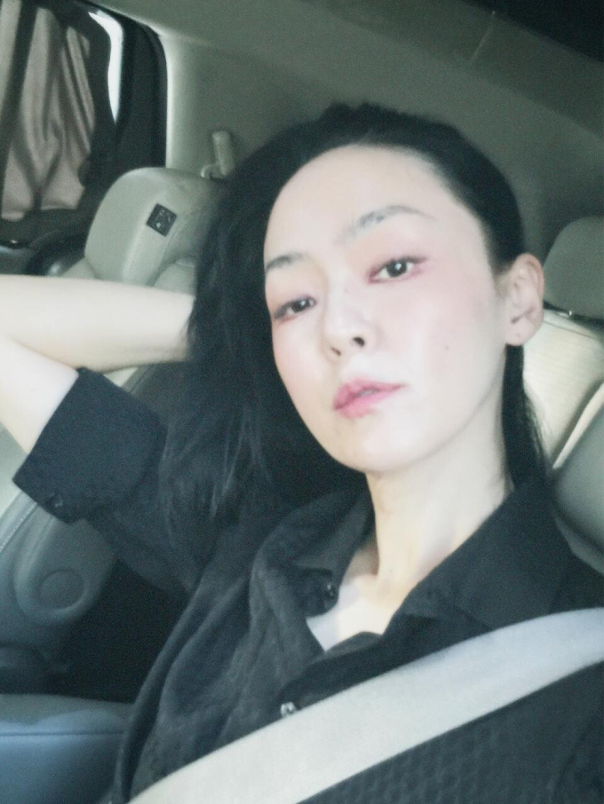 紫雨林キム・ユナ、車内での日常を公開…変わらぬ洗練された雰囲気